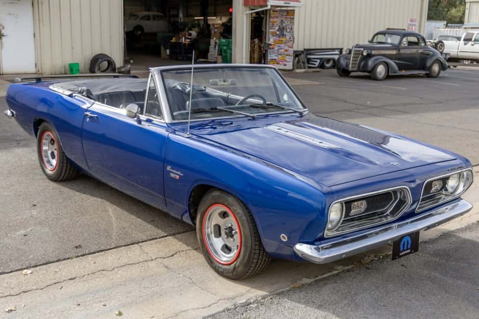 1968 Plymouth Barracuda sold for $27,750