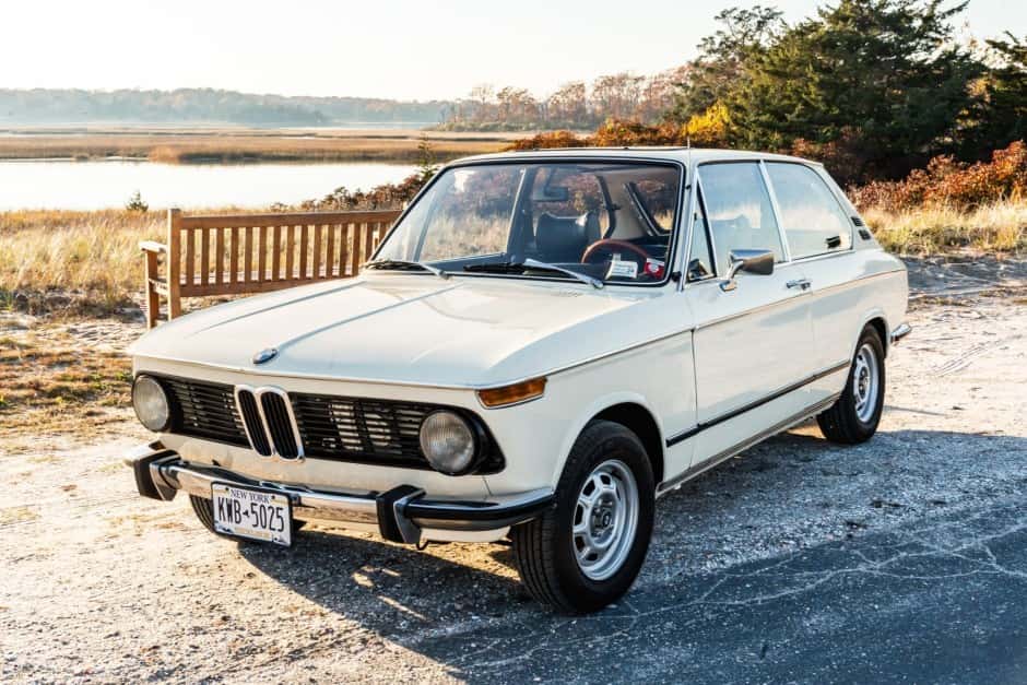 1975 BMW 2002 sold for $19,250