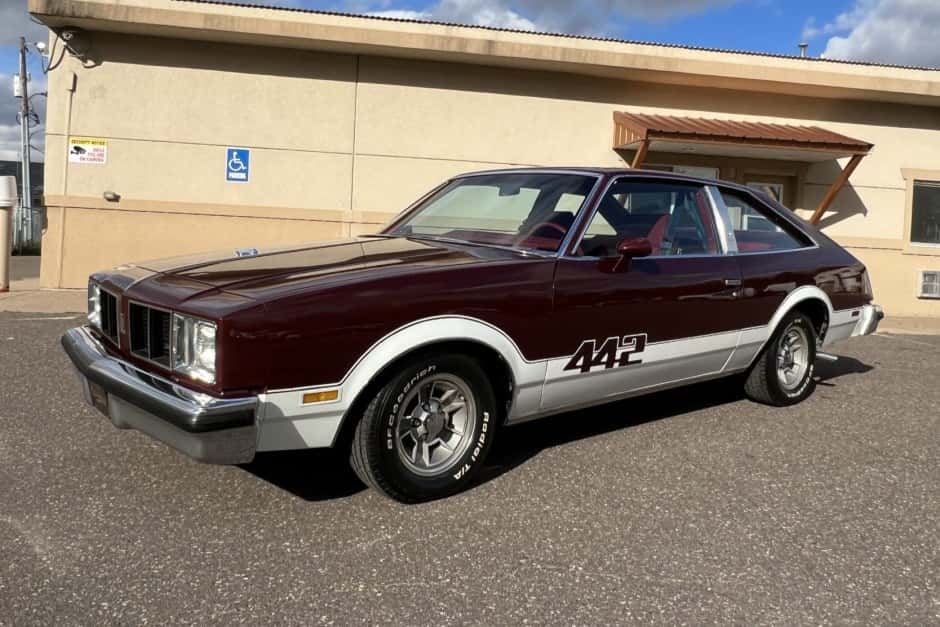 1978 Oldsmobile Cutlass sold for $8,250