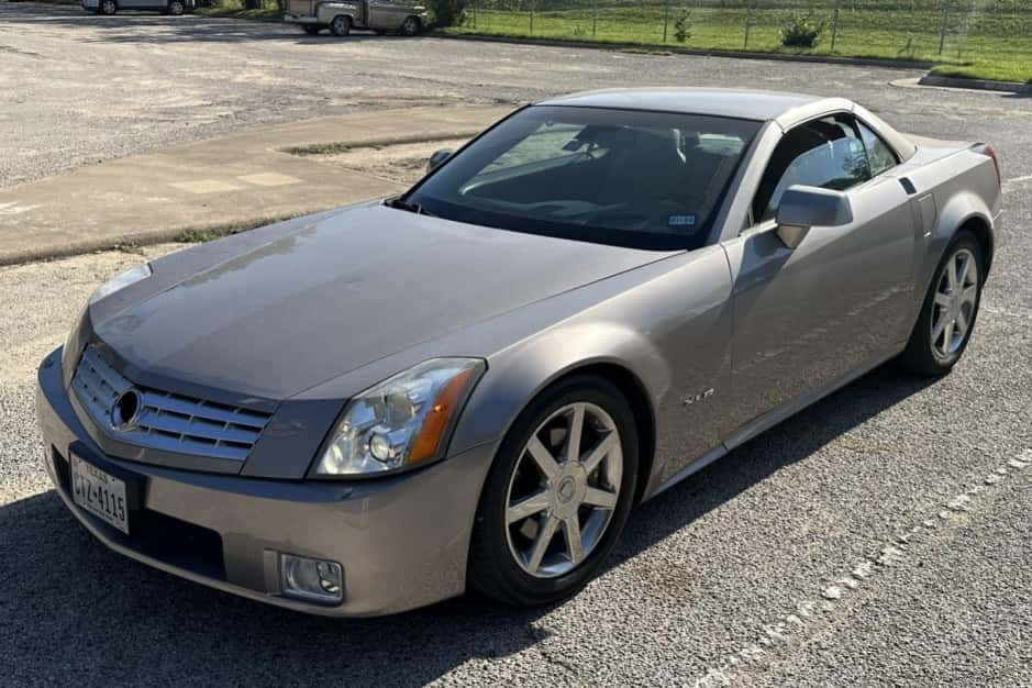2005 Cadillac XLR sold for $15,000