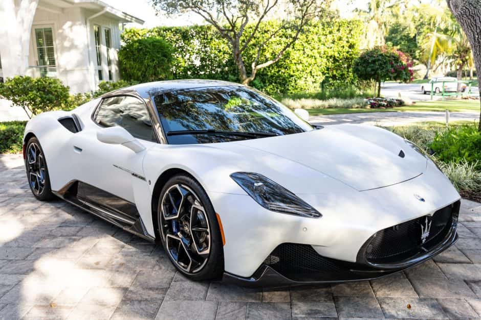 2022 Maserati MC20 sold for $203,000