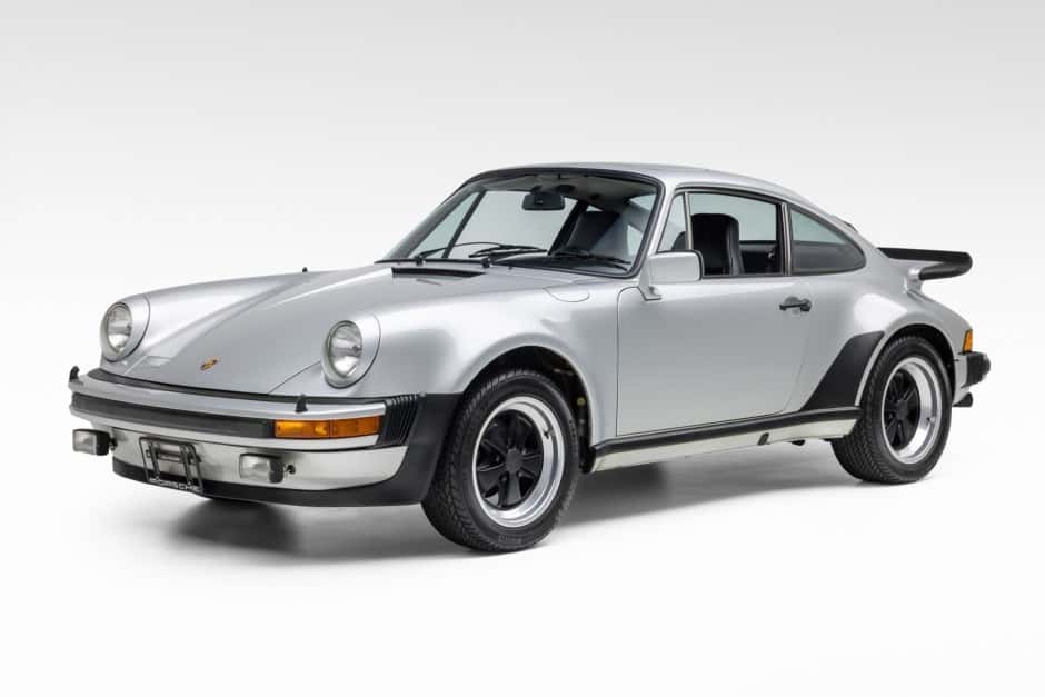 1977 Porsche 930 Turbo sold for $305,930