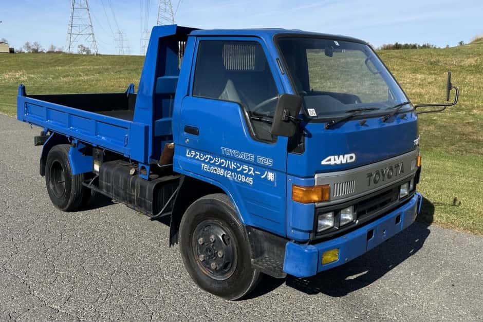 1994 Toyota ToyoAce sold for $23,750