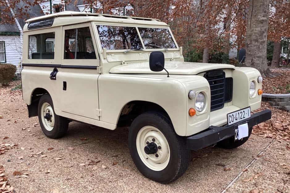 1979 Land Rover Series 88 sold for $19,500