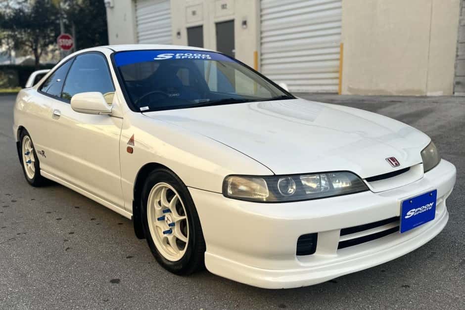 1996 Acura Integra Type R sold for $19,800