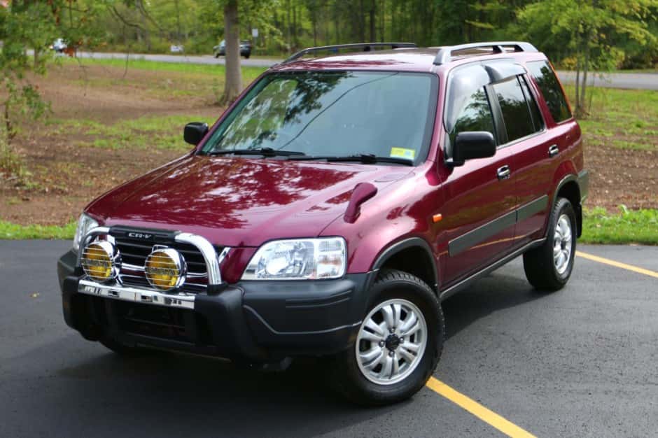 1996 Honda CR-V sold for $8,122