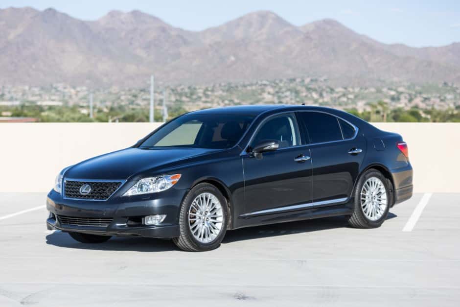 2011 Lexus LS Sedan sold for $14,500