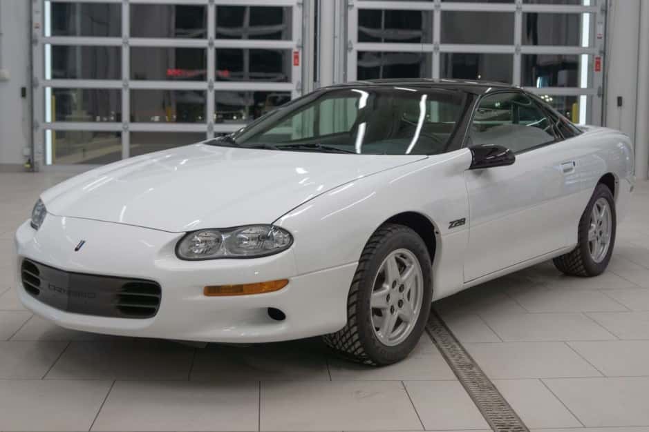 1998 Chevrolet Camaro 4th Generation 1993-2002 sold for $26,250