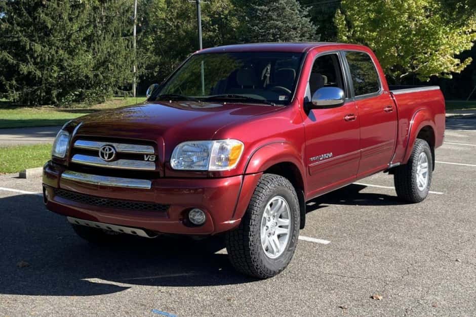 2005 Toyota Tundra (XK30/XK40 2000-2006) sold for $24,000