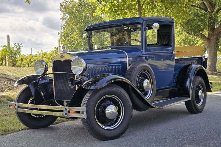 1930 Ford  sold for $21,930