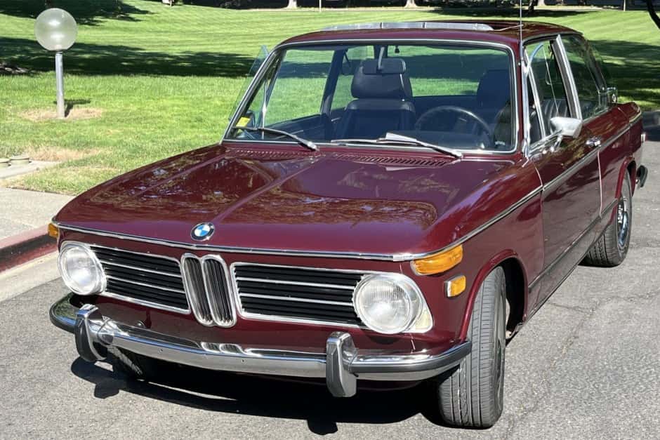 1971 BMW 2002 sold for $12,002