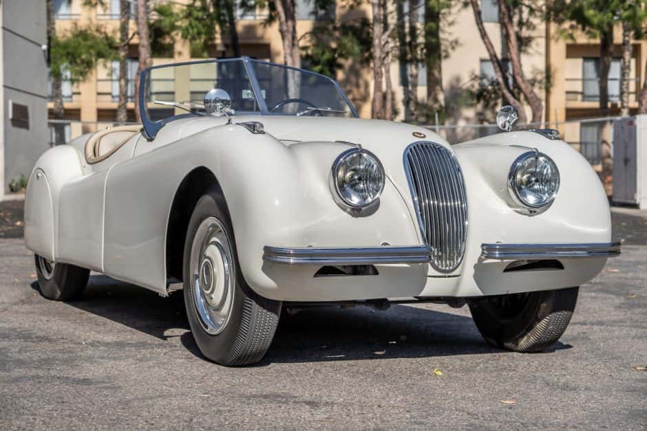 1950 Jaguar XK120 sold for $60,000
