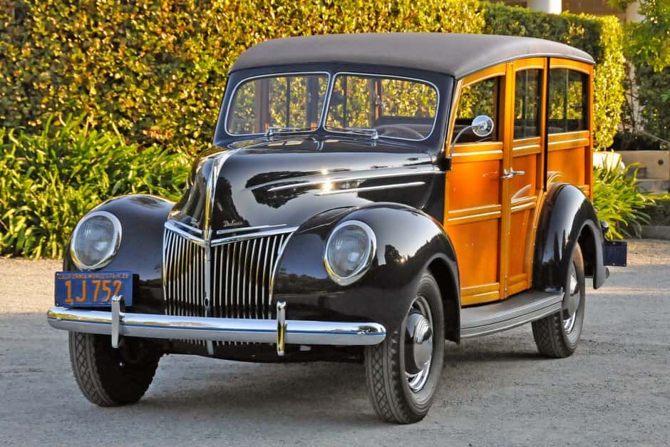 1939 Ford Standard, Deluxe, & Super Deluxe sold for $62,000