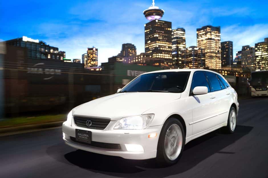 2003 Lexus IS sold for $10,250