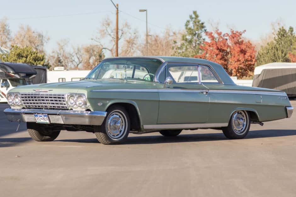 1962 Chevrolet Impala sold for $25,000