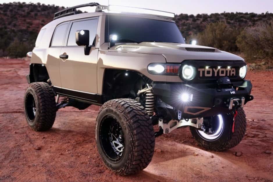 2014 Toyota FJ Cruiser sold for $37,250
