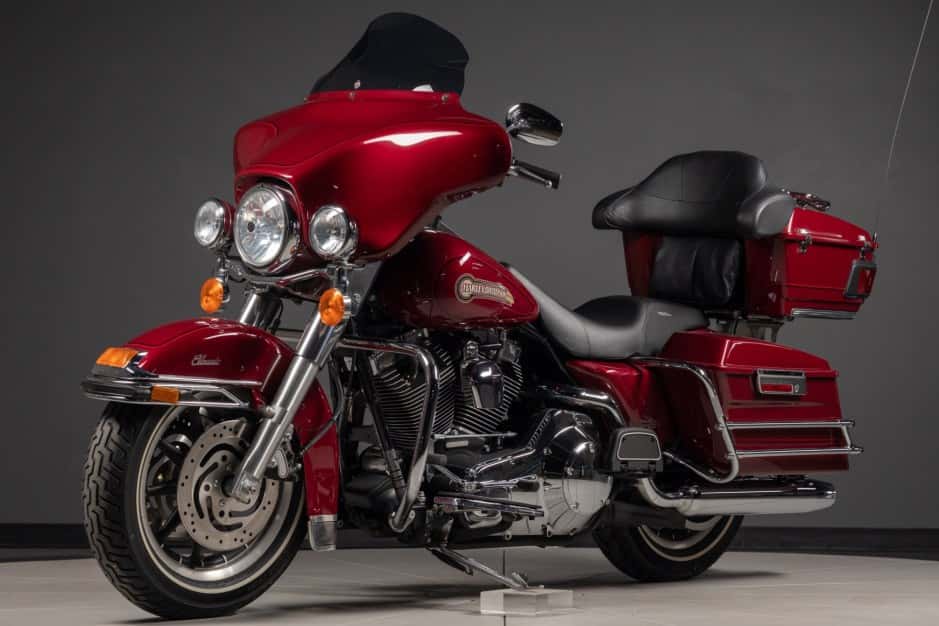 2006 Harley-Davidson Touring sold for $7,300