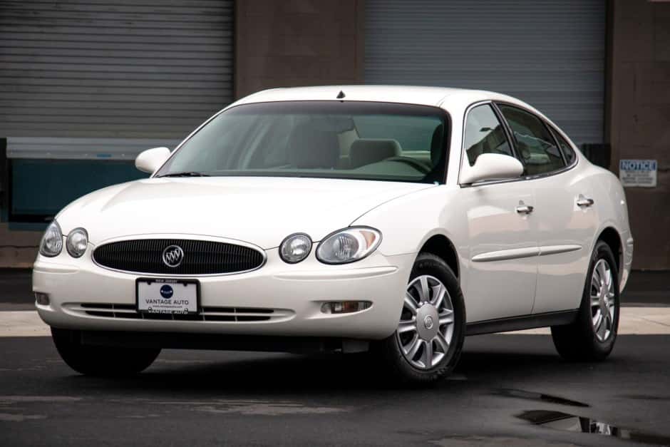 2005 Buick  sold for $7,667