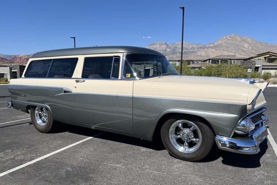 1955 Ford Customline sold for $42,000