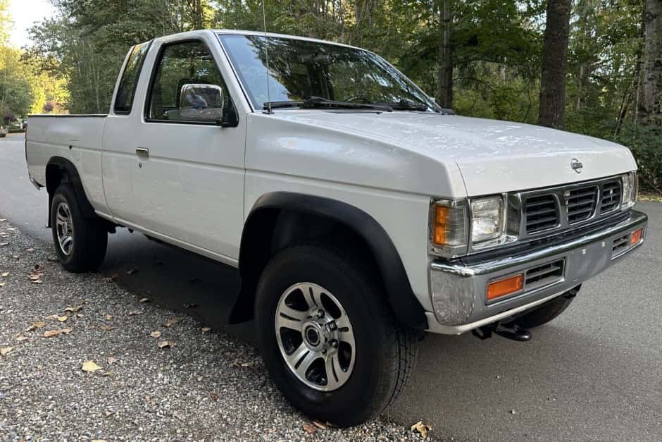 1997 Nissan Pickup sold for $10,750