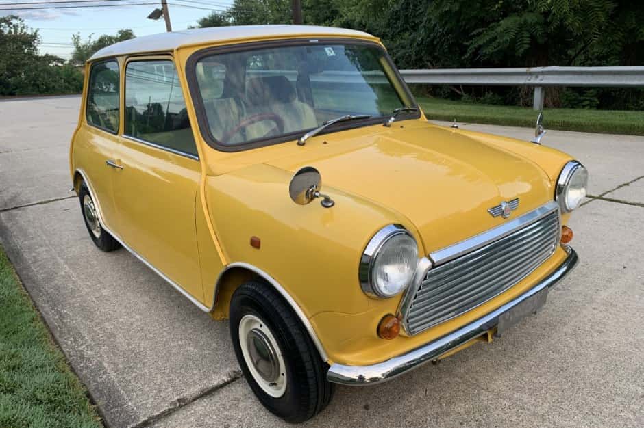 1996 Mini Mk VI & Mk VII sold for $12,500