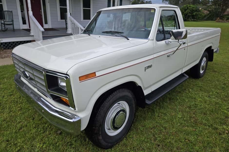 1984 Ford F-Series 1980-1986 sold for $10,000
