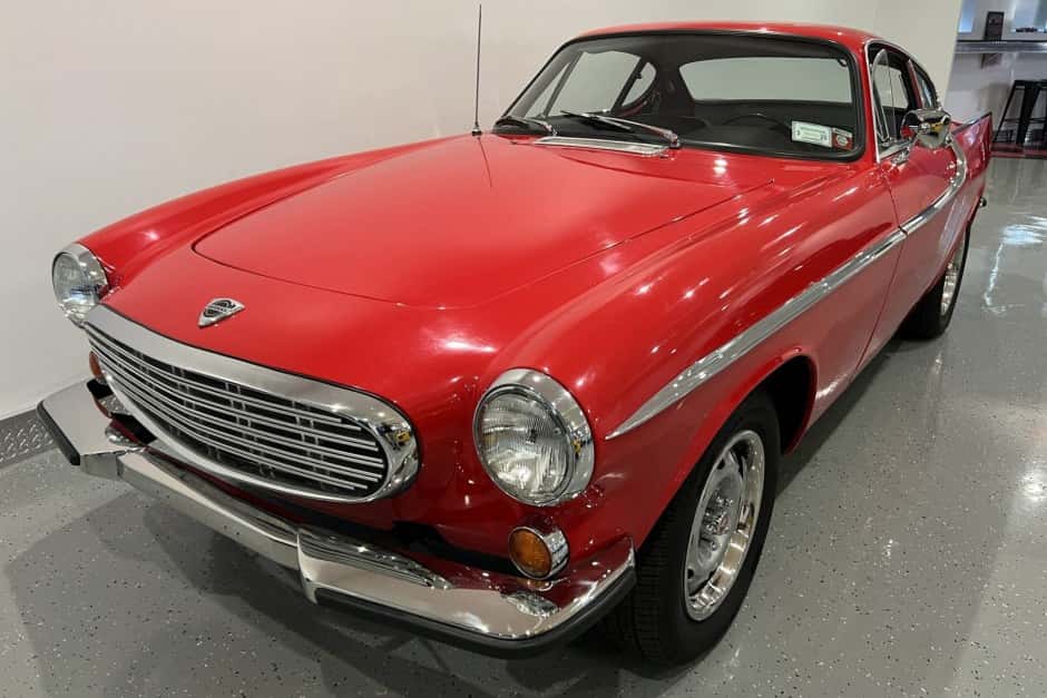 1965 Volvo P1800/1800 sold for $17,000