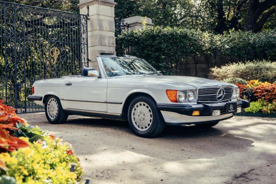 1986 Mercedes-Benz R107 SL sold for $22,888