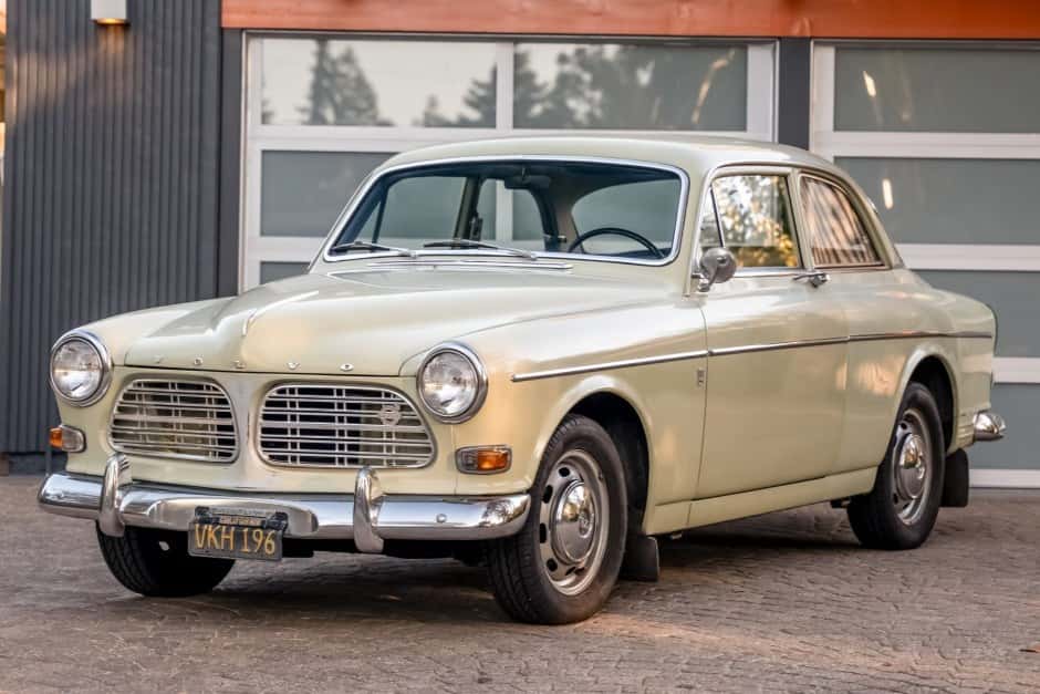 1967 Volvo Amazon sold for $10,250