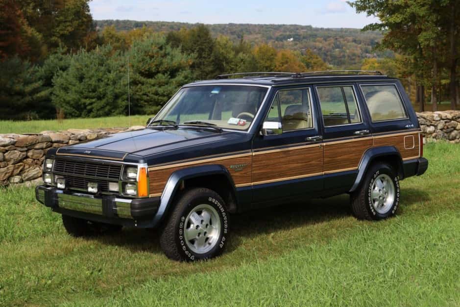 1989 Jeep XJ Wagoneer sold for $26,500
