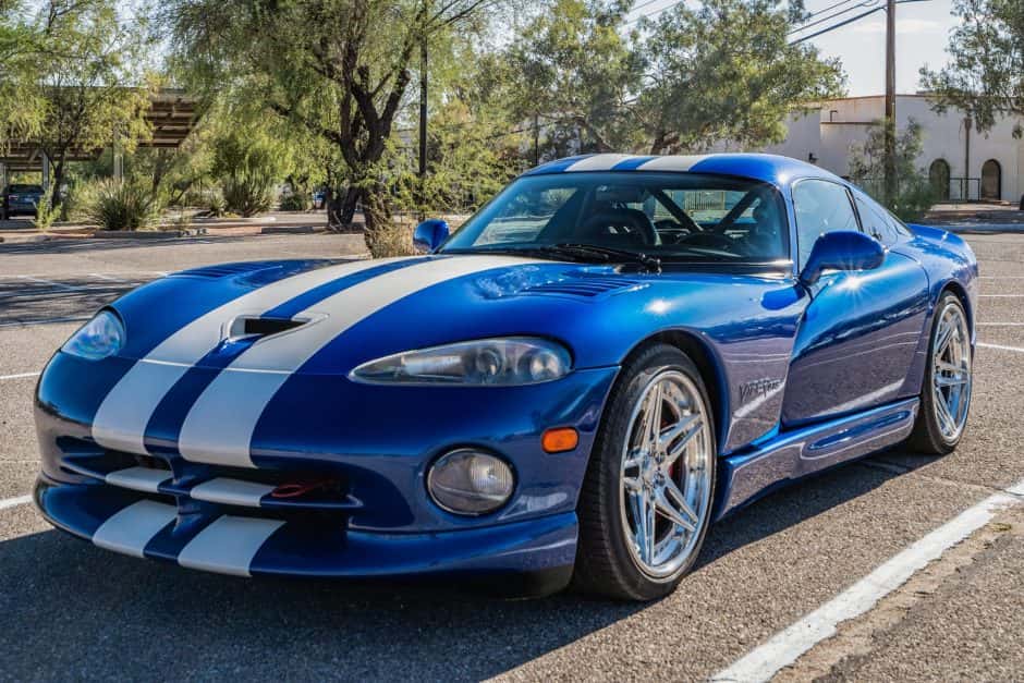 1997 Dodge Viper SR II (1996-2002) sold for $66,500