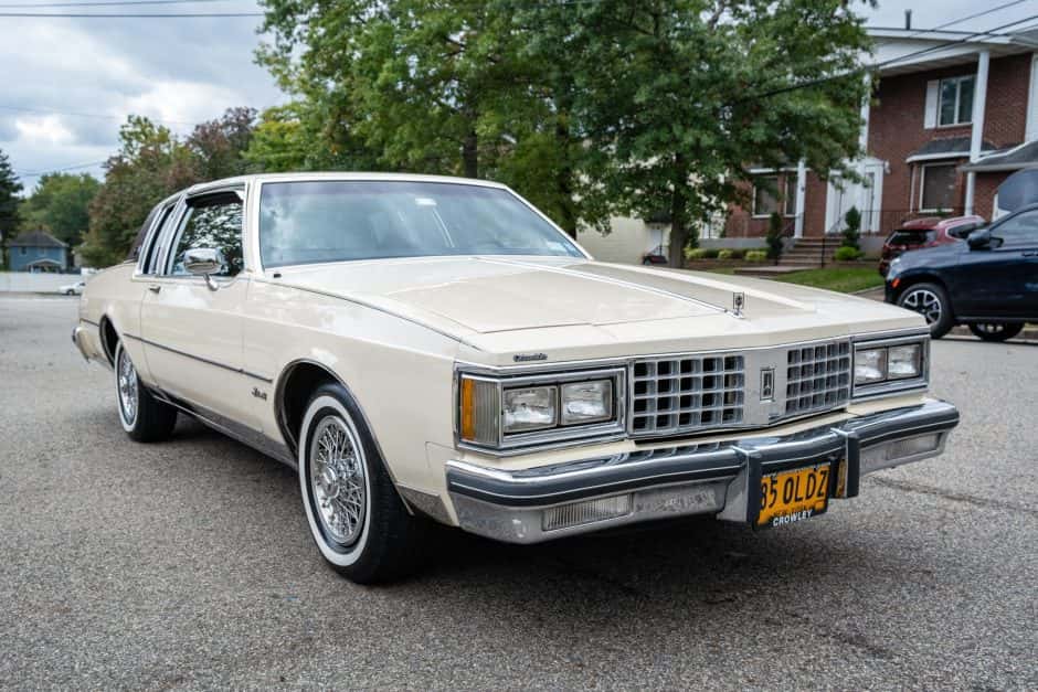 1985 Oldsmobile 88 sold for $6,100