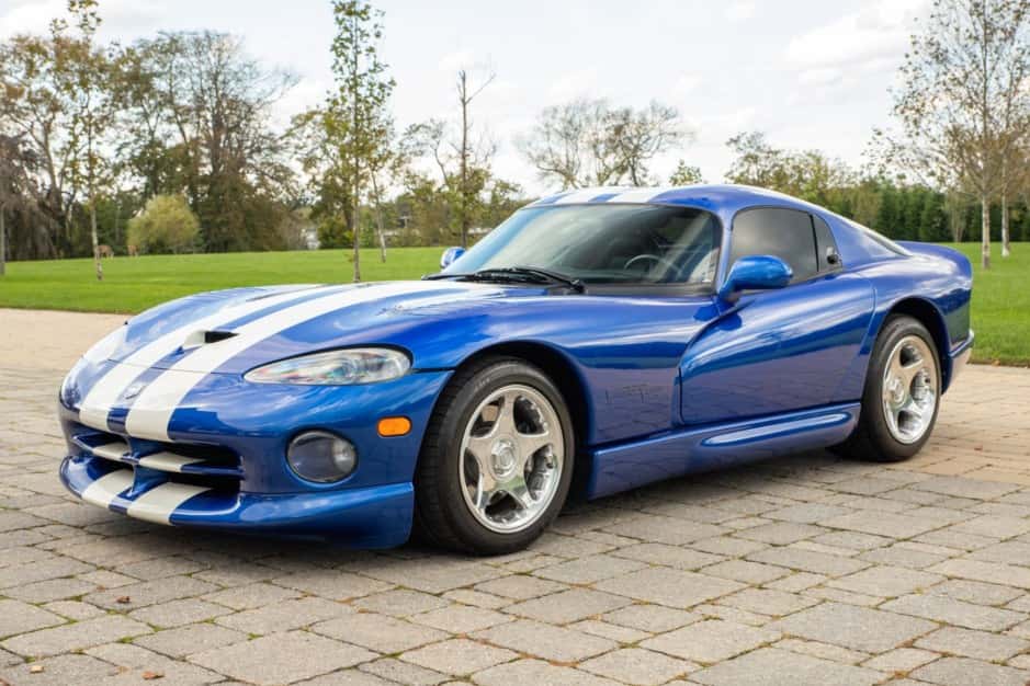 1997 Dodge Viper SR II (1996-2002) sold for $62,500