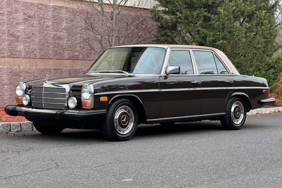 1975 Mercedes-Benz W114 & W115 sold for $21,250