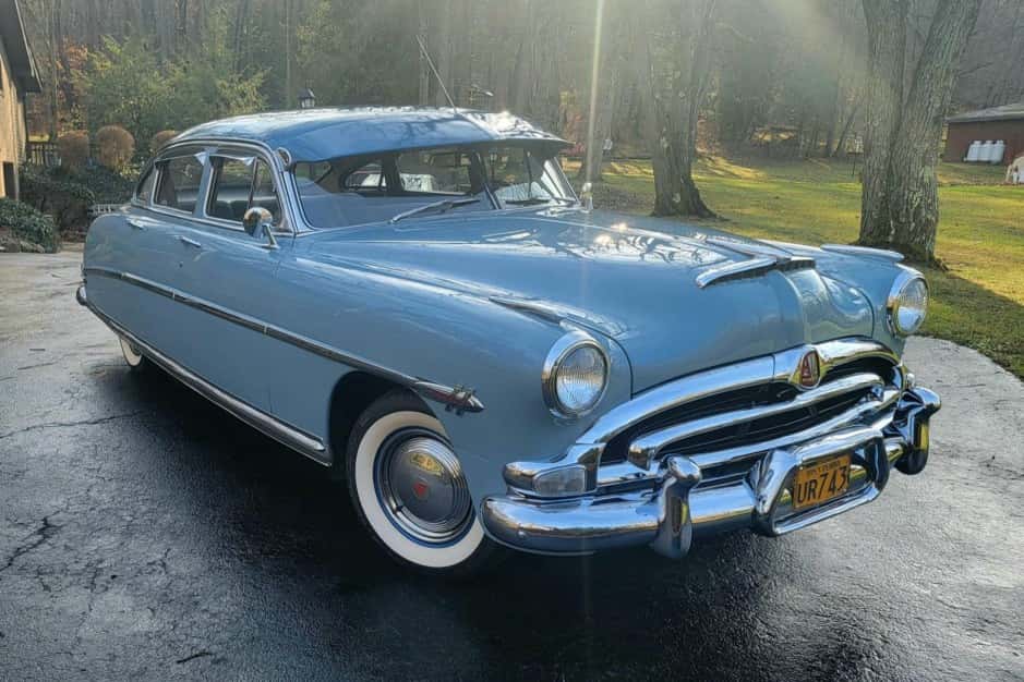 1953 Hudson Hornet sold for $22,250