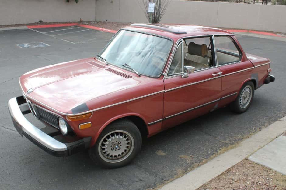 1974 BMW 2002tii sold for $13,750