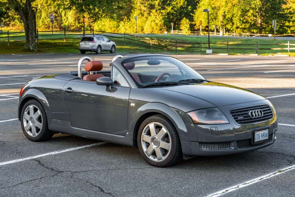 2002 Audi TT sold for $8,933