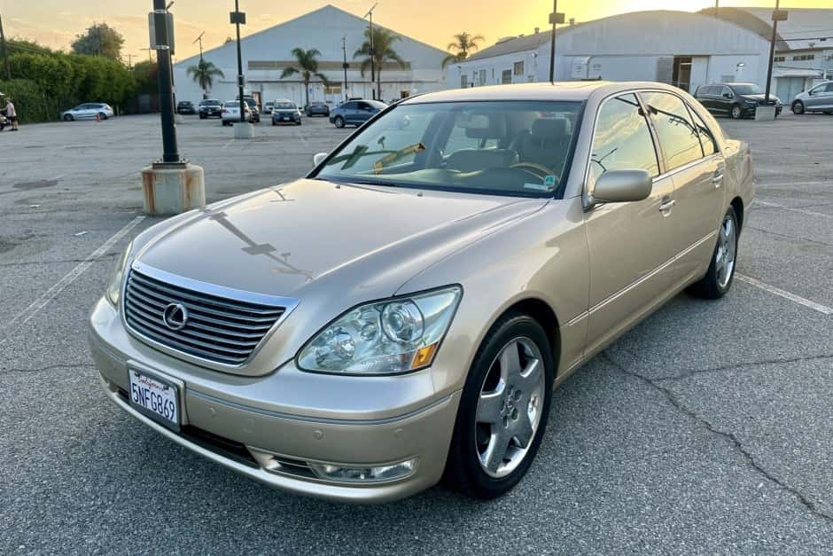 2005 Lexus LS Sedan sold for $17,750
