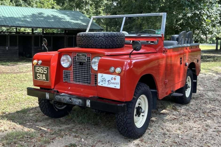 1965 Land Rover Series 88 sold for $29,500
