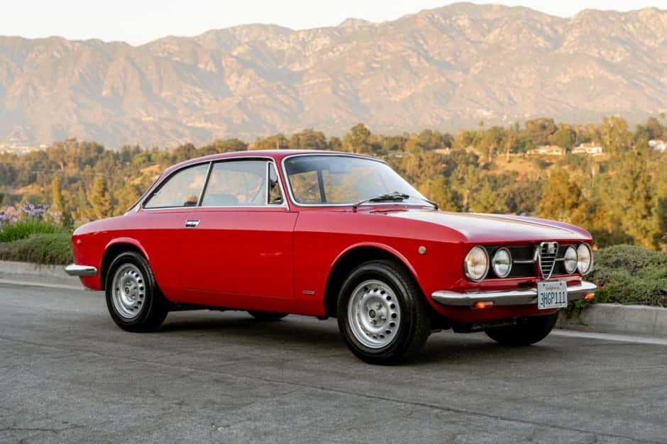 1969 Alfa Romeo 105/115 Series Coupe sold for $59,000