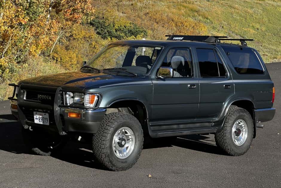 1990 Toyota 4Runner (N120) sold for $19,250