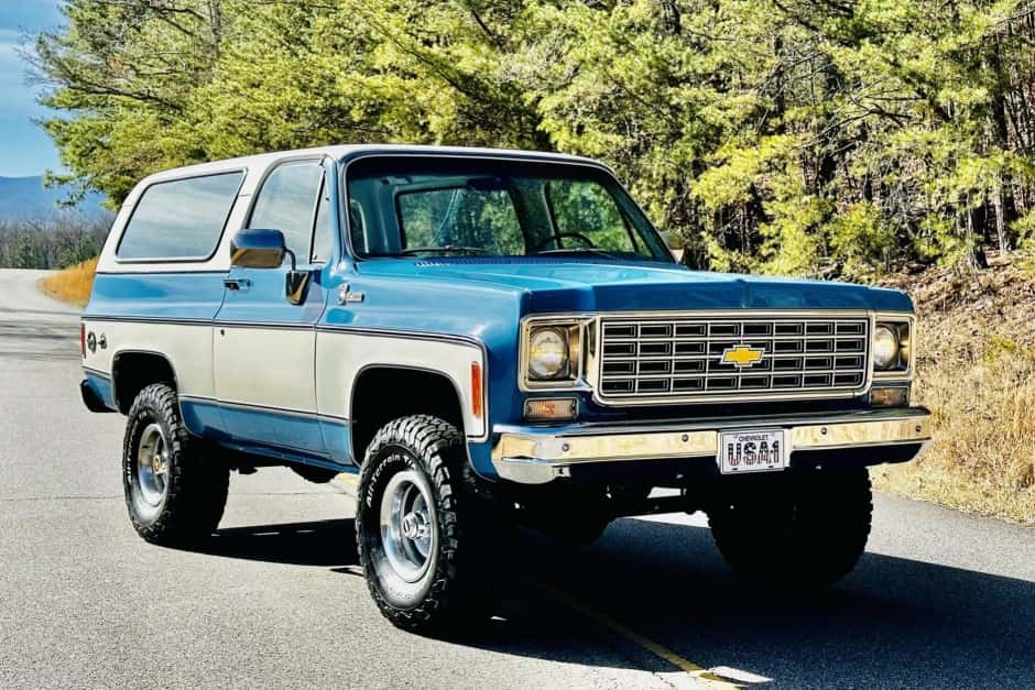 1975 Chevrolet K5 Blazer 1973-1991 sold for $75,500