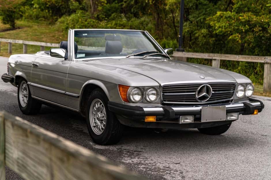 1985 Mercedes-Benz R107 SL sold for $15,000