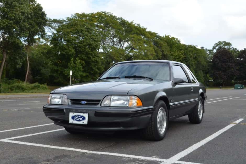 1989 Ford Fox-Body Mustang sold for $42,000