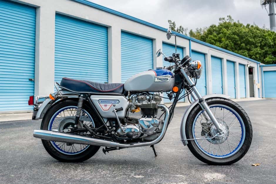 1977 Triumph Bonneville T140 sold for $6,800