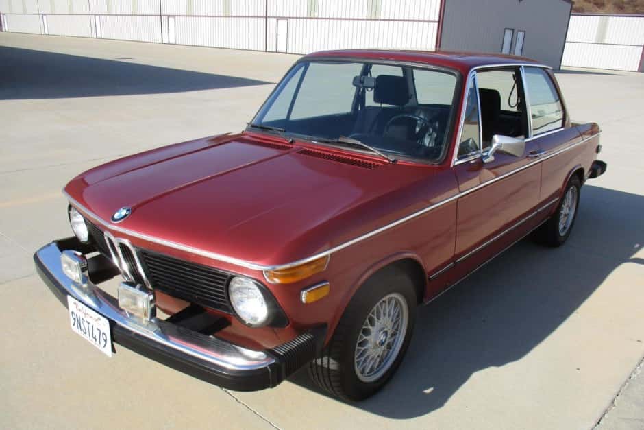 1975 BMW 2002 sold for $18,802
