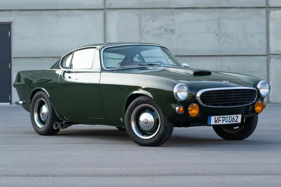 1969 Volvo P1800/1800 sold for $45,750