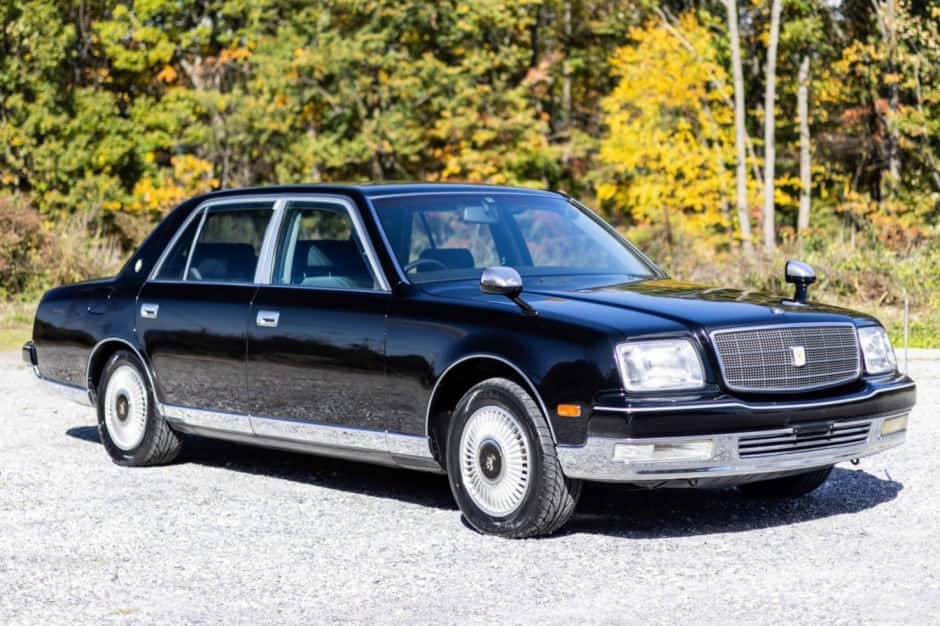 1997 Toyota Century sold for $16,300