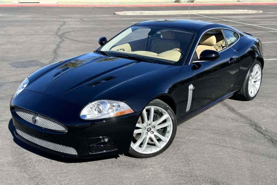 2007 Jaguar XKR sold for $37,750