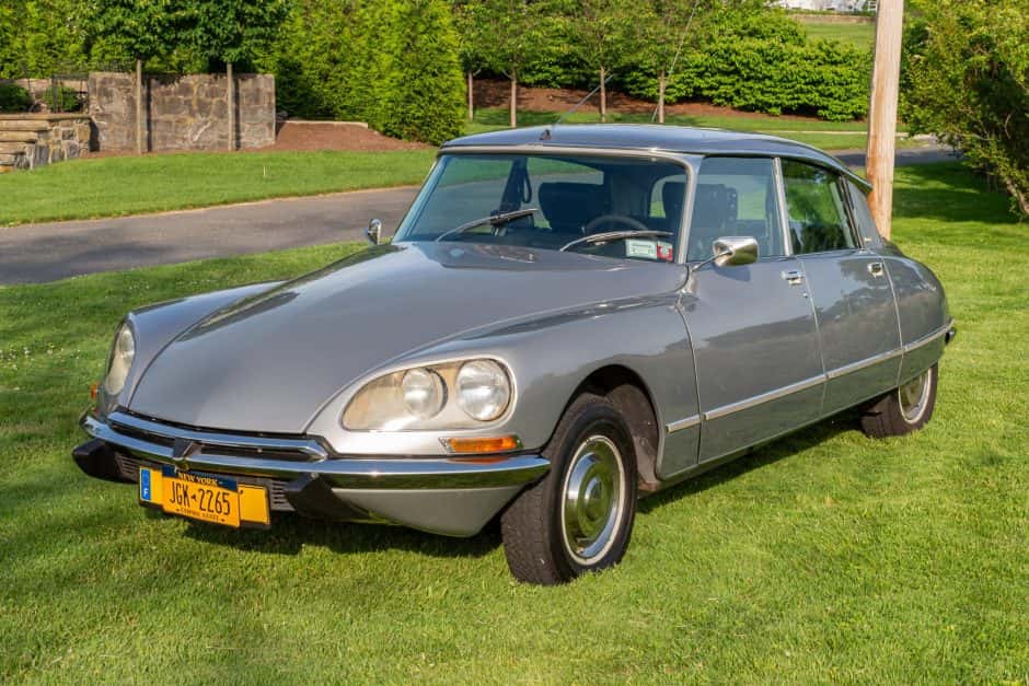 1973 Citroen DS sold for $44,000